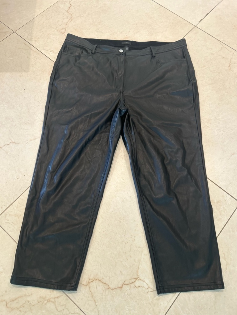 Halogen Nordstrom Faux Leather Straight-Leg Pants Plus Size Women 20W - Picture 3 of 7